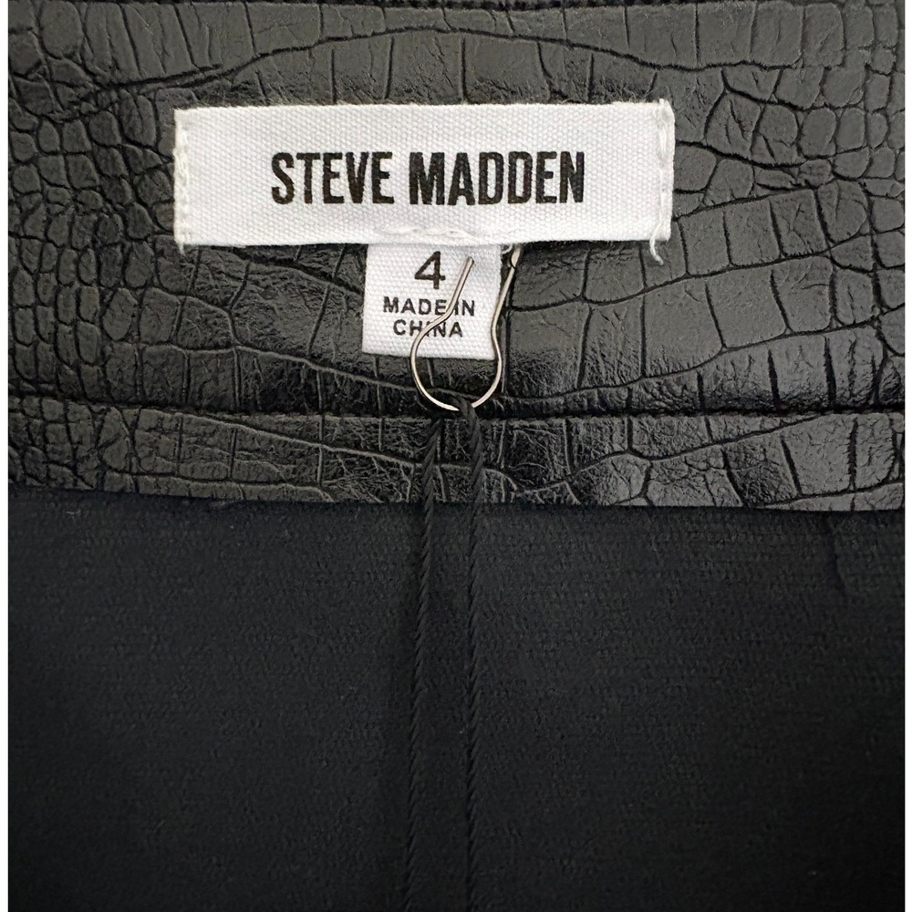 Steve Madden Black Croc Embossed Faux Leather Mini Skirt Side Slit Women's 4 NWT - Picture 3 of 4